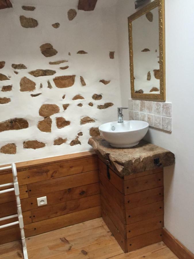 Chambres D'Hotes Des Forets Ecuras Exterior photo